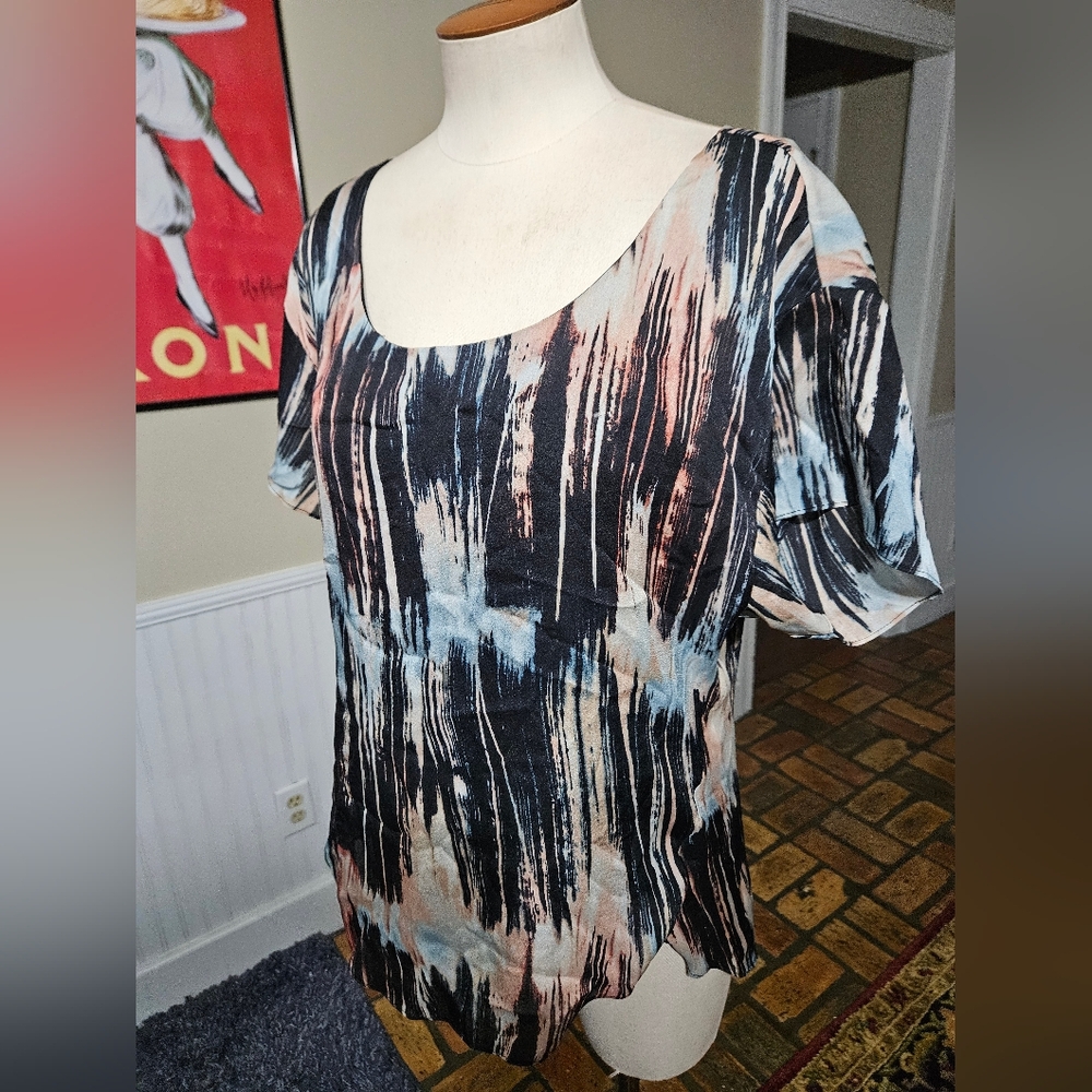 BCBGeneration Cut Back Top Medium - image 2